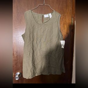 Liz claiborne tank brand new